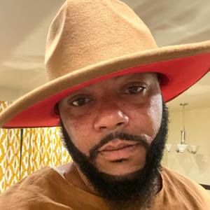 Meet your Posher, Pierre